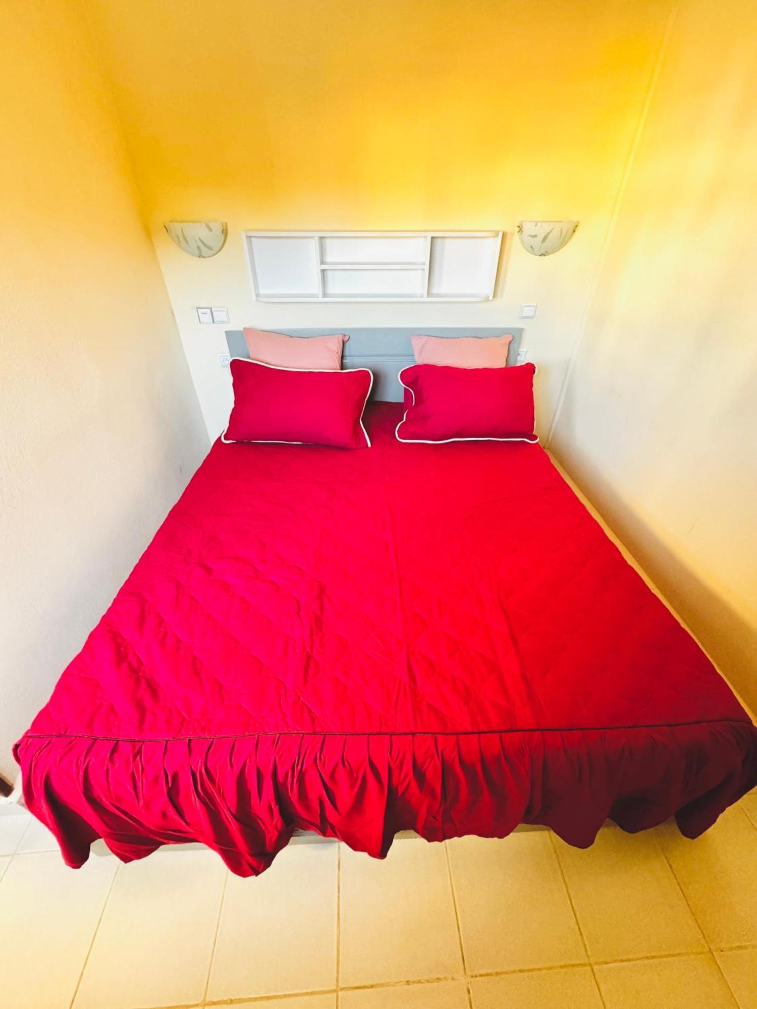 Hotel - Appartement Meuble " Les Flots Bleu " Ανταναναρίβο Εξωτερικό φωτογραφία